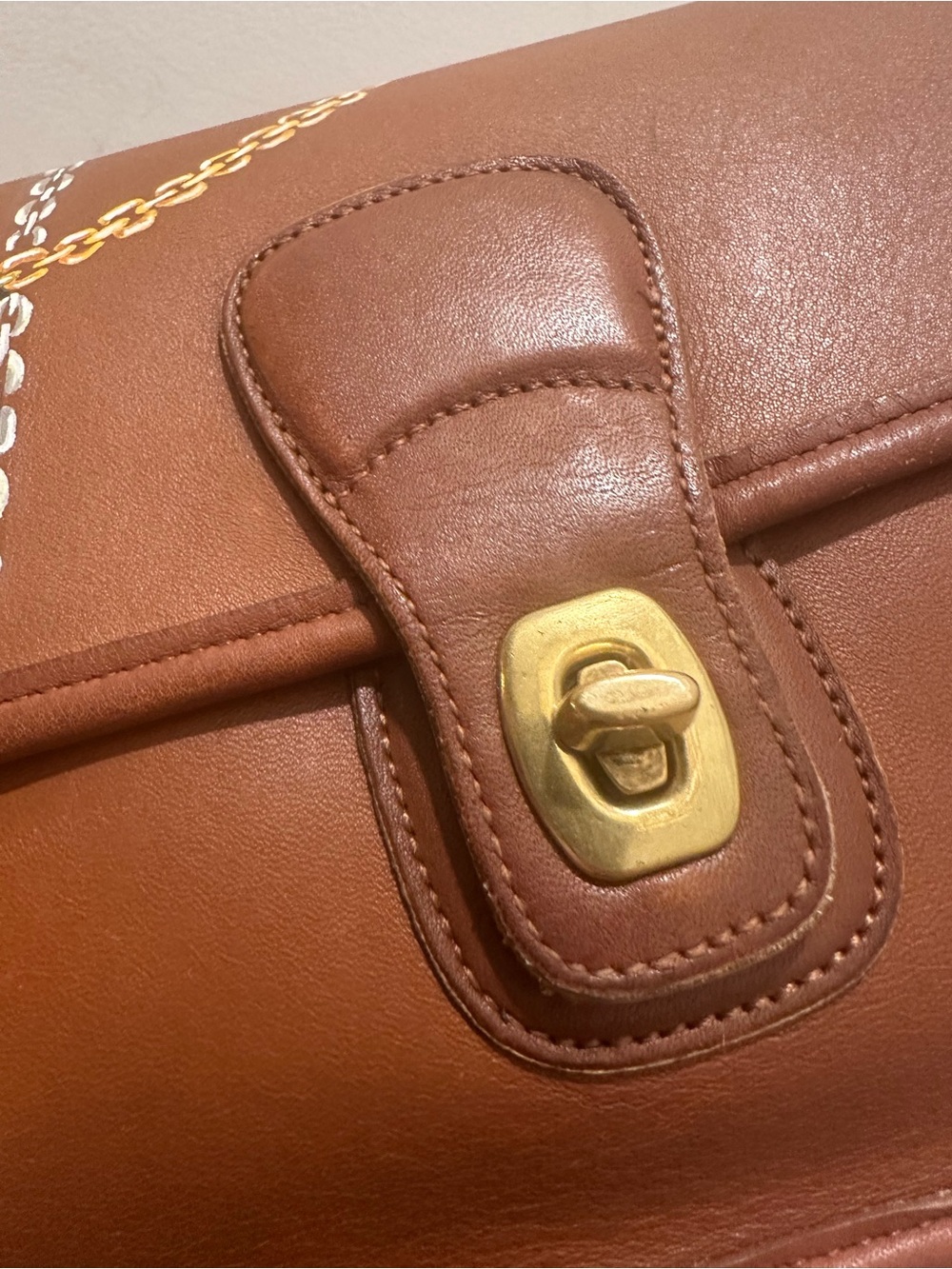 Vintage coach British tan clutch - Picture 8 of 12